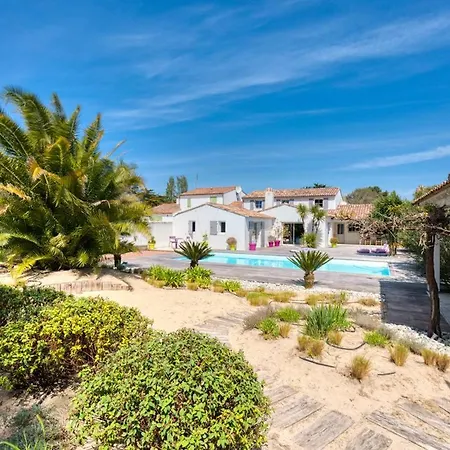 Maison Au Calme En Lisiere De Foret Avec Piscine Chauffee * Ars-en-Ré