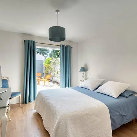 Maison Au Calme En Lisiere De Foret Avec Piscine Chauffee Ars-en-Ré