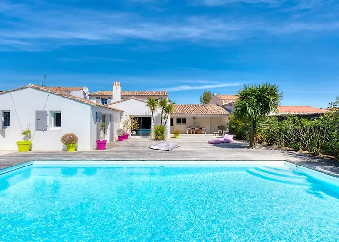 Villa Maison Au Calme En Lisière De Forêt Avec Piscine Chauffée *