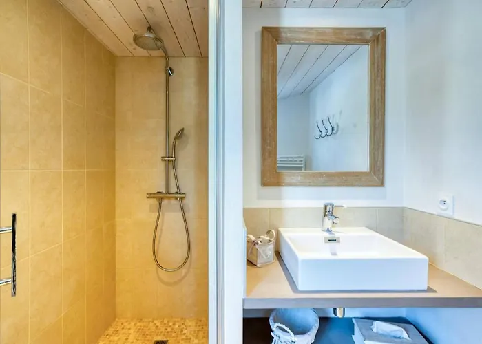 Villa Maison Au Calme En Lisière De Forêt Avec Piscine Chauffée